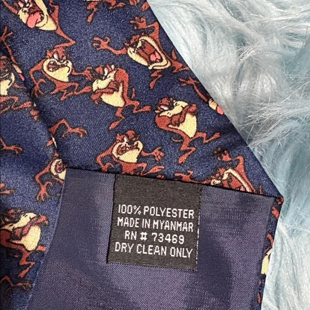 Vintage ‘90’s Looney Tunes Tasmanian Devil Navy Tie